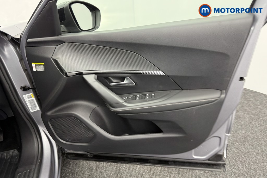Peugeot 2008 Allure Manual Petrol SUV - Stock Number (1565933) - 14th supplementary image