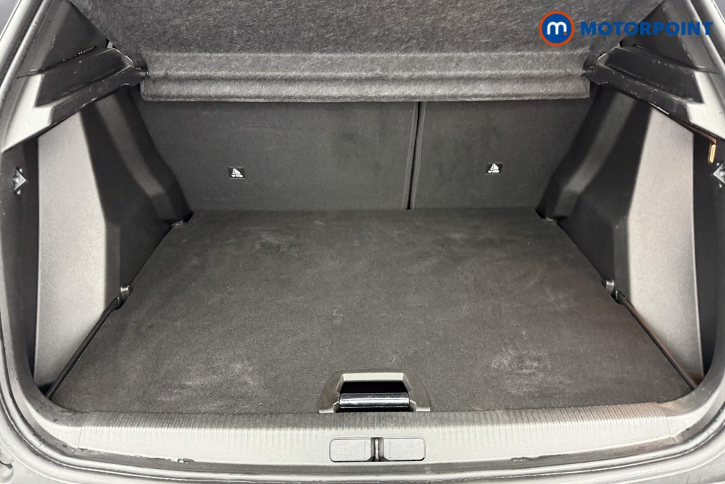 Peugeot 2008 Allure Manual Petrol SUV - Stock Number (1565933) - 18th supplementary image