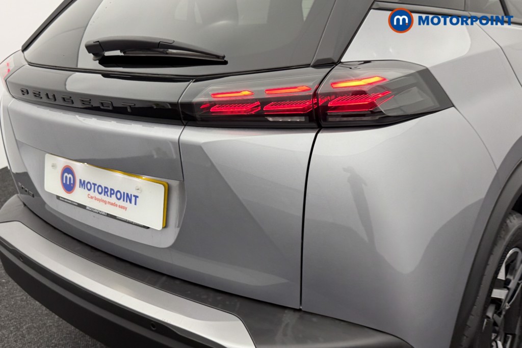 Peugeot 2008 Allure Manual Petrol SUV - Stock Number (1565933) - 23rd supplementary image