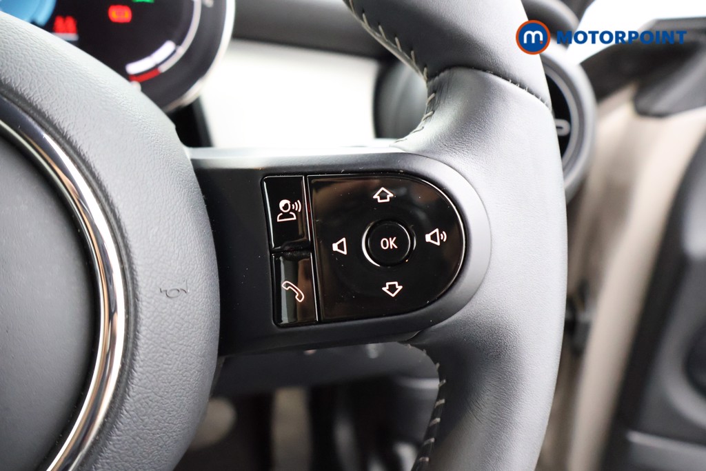 Mini Hatchback Cooper Exclusive Automatic Petrol Hatchback - Stock Number (1565950) - 3rd supplementary image