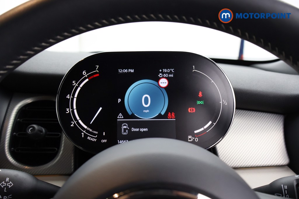 Mini Hatchback Cooper Exclusive Automatic Petrol Hatchback - Stock Number (1565950) - 4th supplementary image