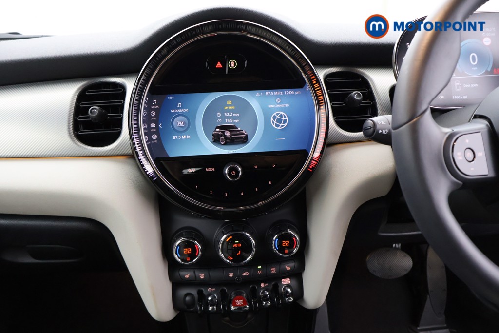 Mini Hatchback Cooper Exclusive Automatic Petrol Hatchback - Stock Number (1565950) - 5th supplementary image