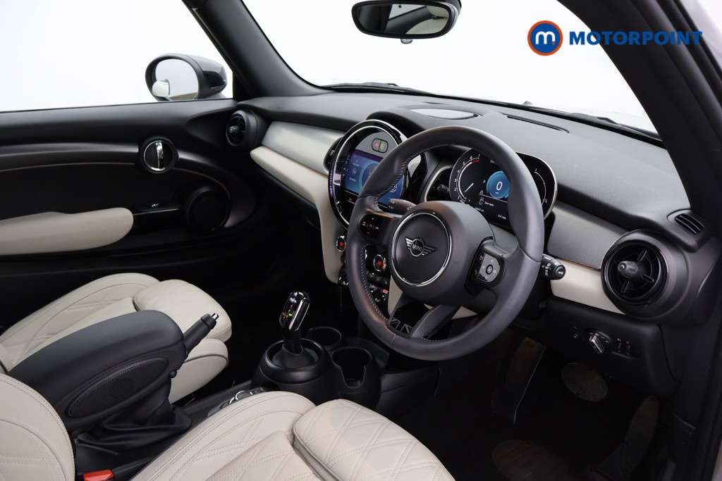 Mini Hatchback Cooper Exclusive Automatic Petrol Hatchback - Stock Number (1565950) - 9th supplementary image