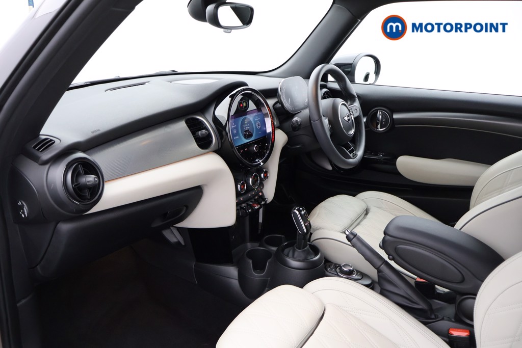Mini Hatchback Cooper Exclusive Automatic Petrol Hatchback - Stock Number (1565950) - 17th supplementary image