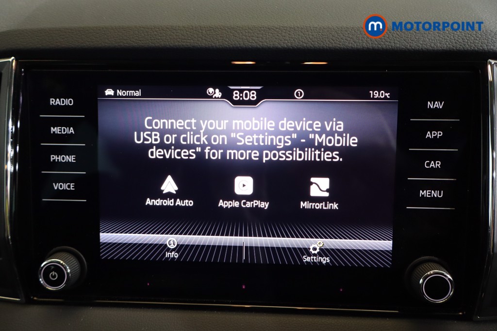Skoda Karoq Se L Manual Petrol SUV - Stock Number (1565978) - 8th supplementary image