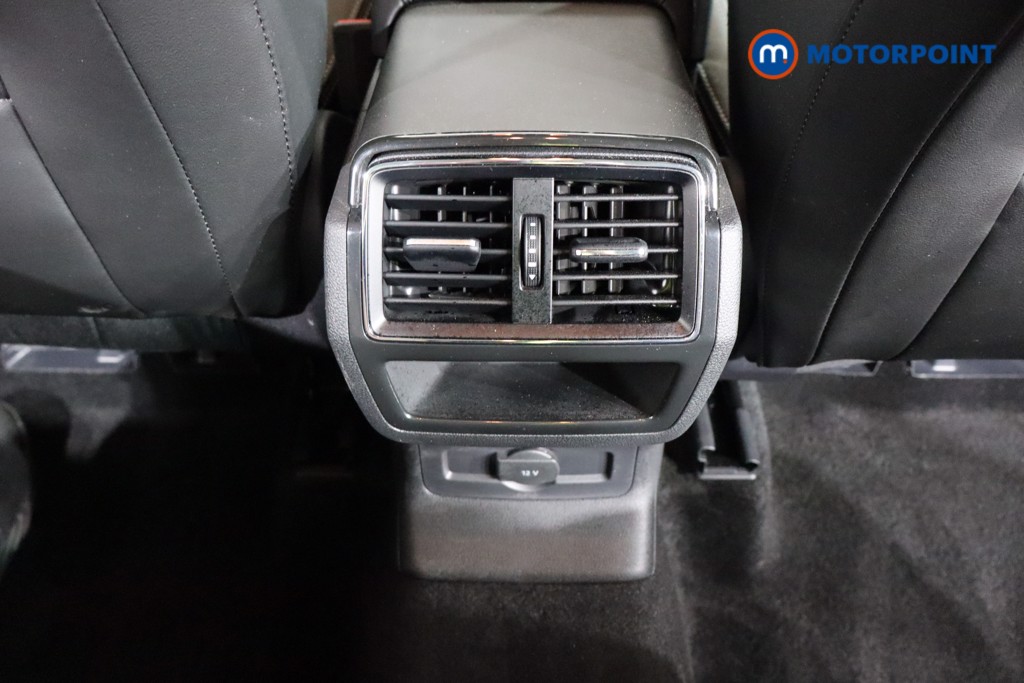 Skoda Karoq Se L Manual Petrol SUV - Stock Number (1565978) - 21st supplementary image
