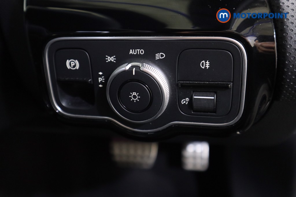 Mercedes-Benz A Class Amg Line Automatic Petrol Hatchback - Stock Number (1566001) - 9th supplementary image