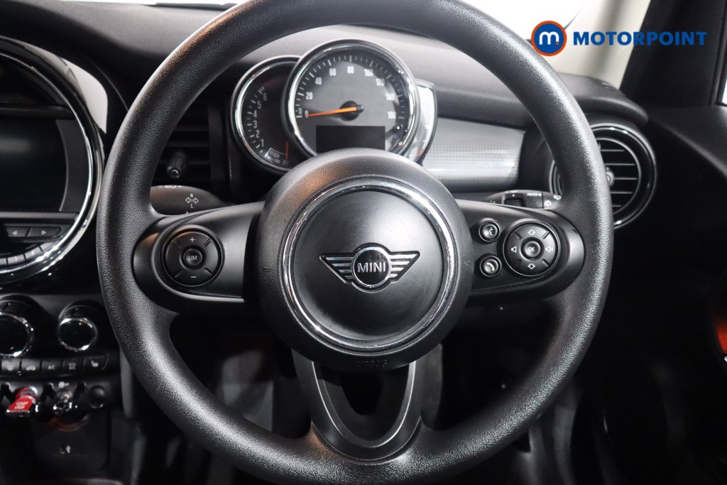 Mini Hatchback Cooper Classic Manual Petrol Hatchback - Stock Number (1566026) - 6th supplementary image