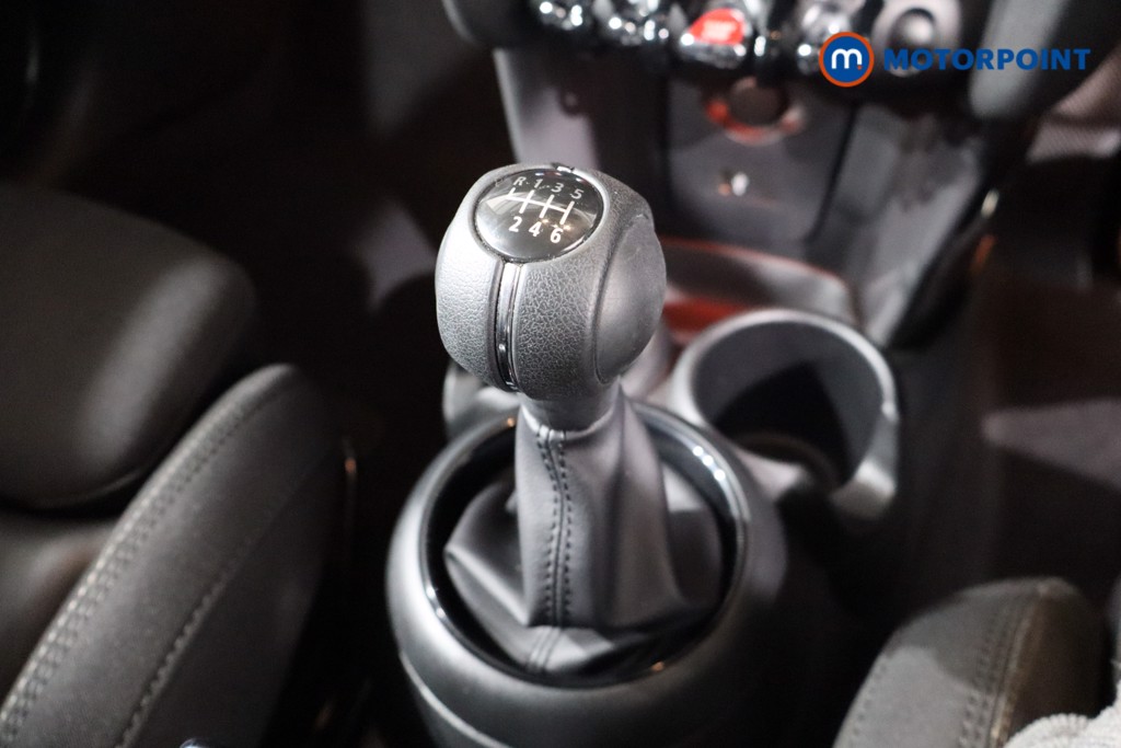 Mini Hatchback Cooper Classic Manual Petrol Hatchback - Stock Number (1566026) - 14th supplementary image