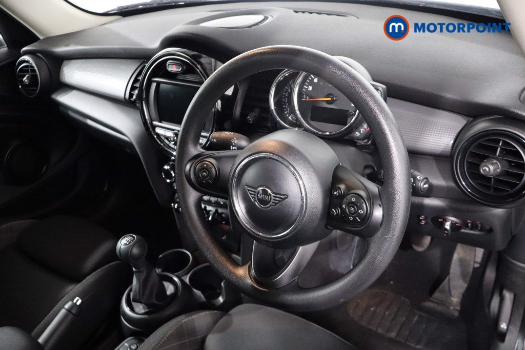 Mini Hatchback Cooper Classic Manual Petrol Hatchback - Stock Number (1566026) - 27th supplementary image