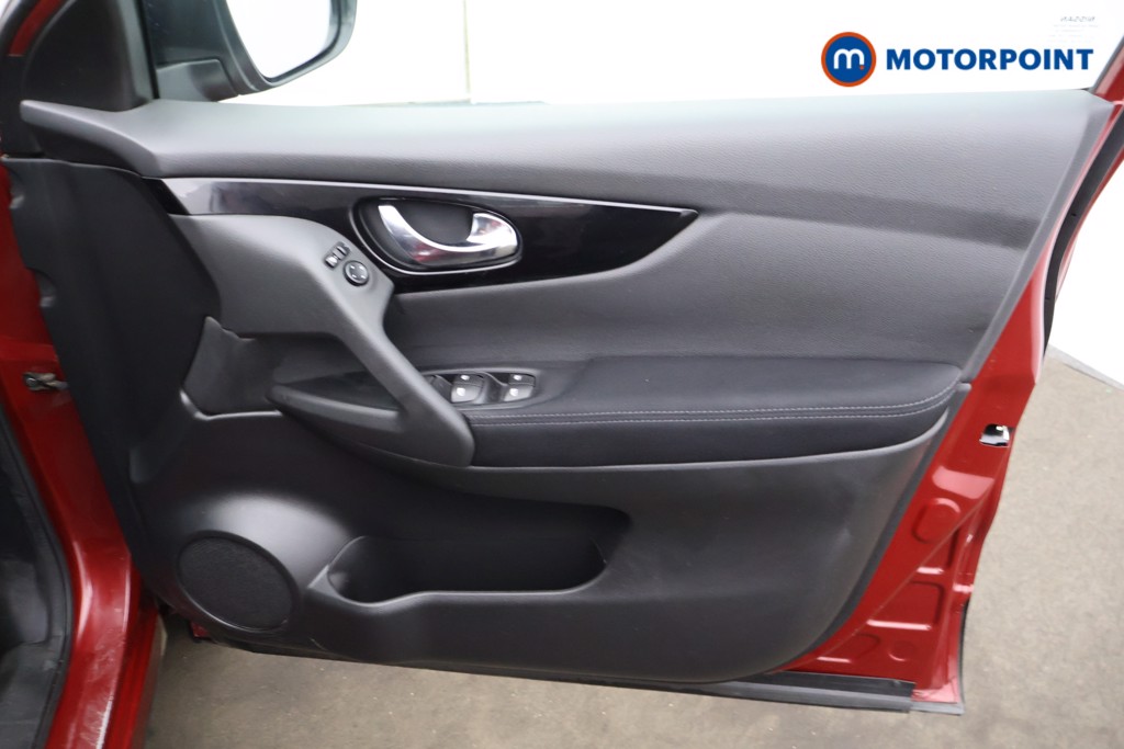 Nissan Qashqai Acenta Premium Manual Petrol SUV - Stock Number (1566031) - 5th supplementary image