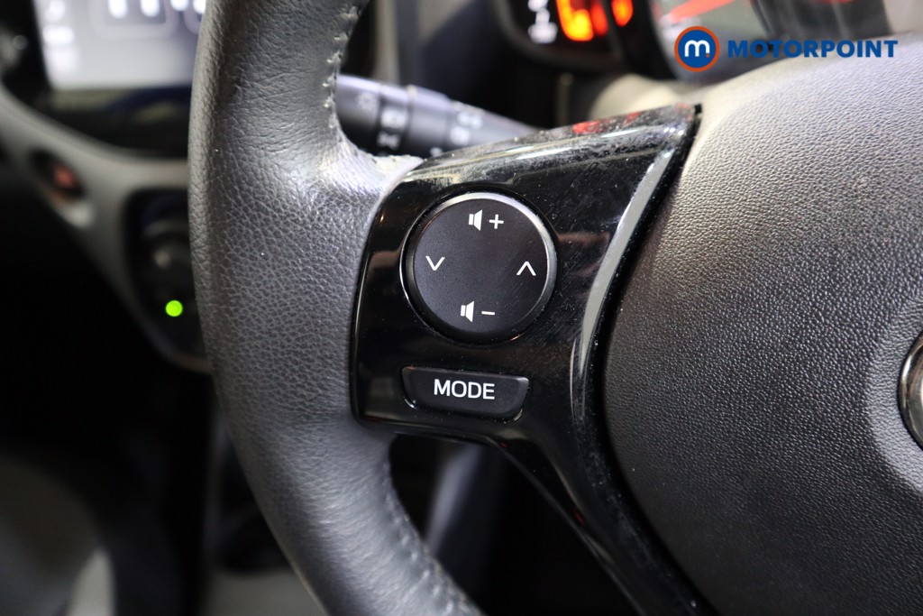 Toyota Aygo X-Play Manual Petrol Hatchback - Stock Number (1566059) - 3rd supplementary image