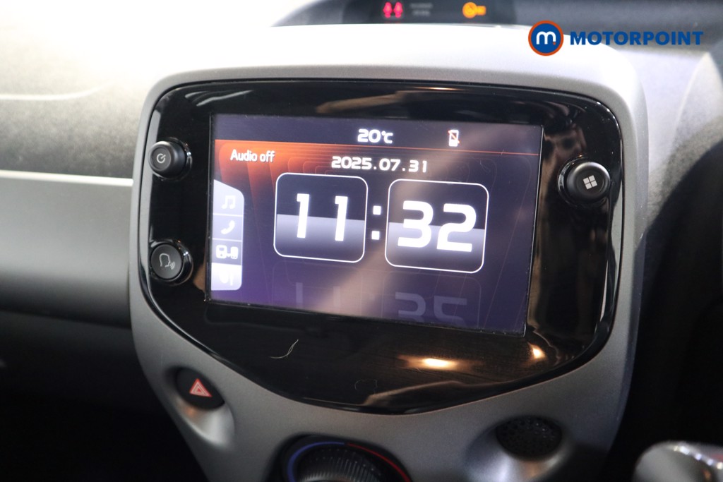 Toyota Aygo X-Play Manual Petrol Hatchback - Stock Number (1566059) - 6th supplementary image