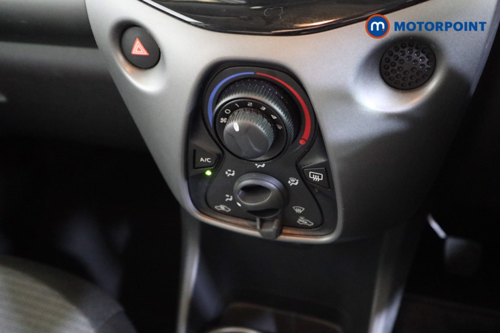 Toyota Aygo X-Play Manual Petrol Hatchback - Stock Number (1566059) - 7th supplementary image