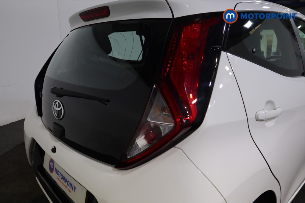 Toyota Aygo X-Play Manual Petrol Hatchback - Stock Number (1566059) - 18th supplementary image
