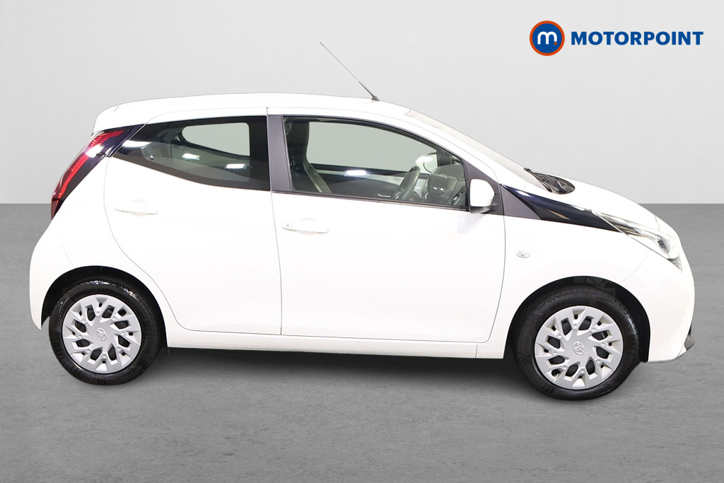 Toyota Aygo X-Play Manual Petrol Hatchback - Stock Number (1566059) - Drivers side