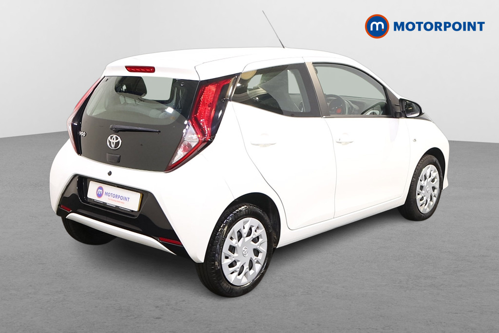Toyota Aygo X-Play Manual Petrol Hatchback - Stock Number (1566059) - Drivers side rear corner