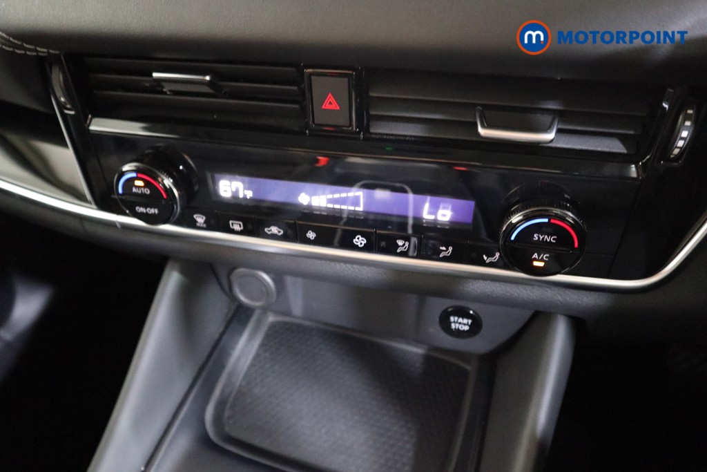 Nissan Qashqai N-Connecta Automatic Petrol-Electric Hybrid SUV - Stock Number (1566277) - 7th supplementary image