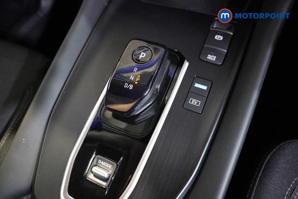 Nissan Qashqai N-Connecta Automatic Petrol-Electric Hybrid SUV - Stock Number (1566277) - 8th supplementary image