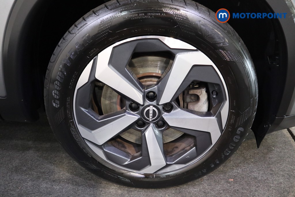 Nissan Qashqai N-Connecta Automatic Petrol-Electric Hybrid SUV - Stock Number (1566277) - 14th supplementary image