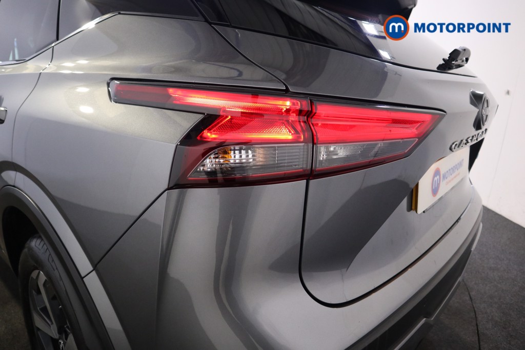 Nissan Qashqai N-Connecta Automatic Petrol-Electric Hybrid SUV - Stock Number (1566277) - 19th supplementary image