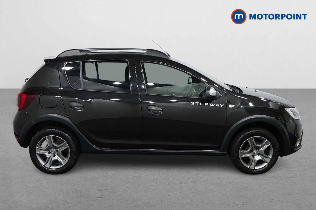 Dacia Sandero Stepway Comfort Manual Petrol Hatchback - Stock Number (1566501) - Drivers side