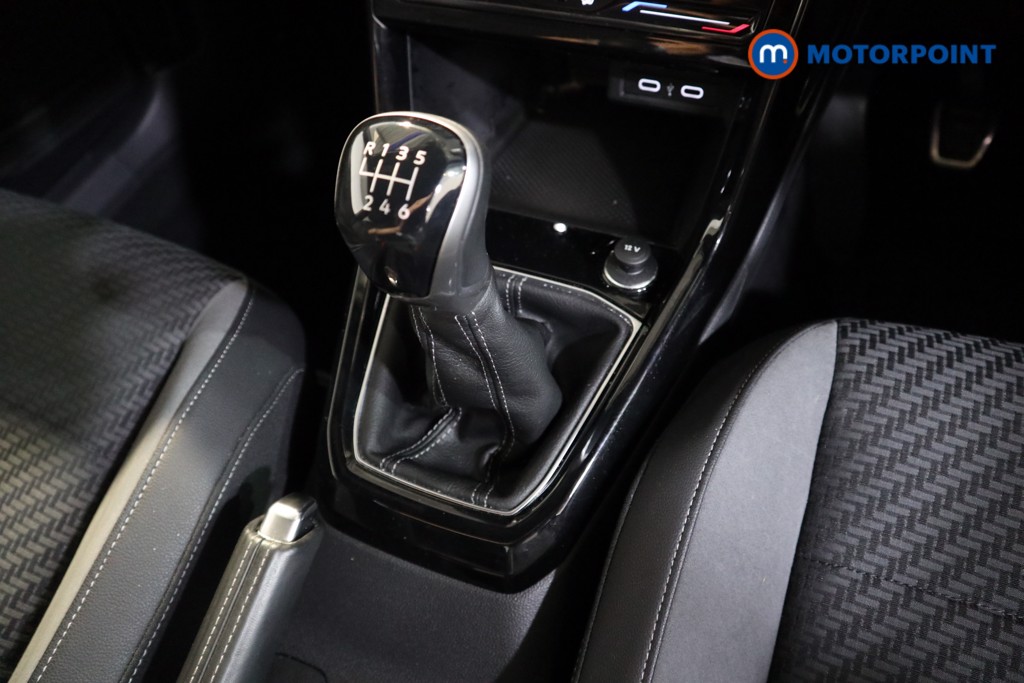 Volkswagen T-Cross R-Line Manual Petrol SUV - Stock Number (1566579) - 8th supplementary image