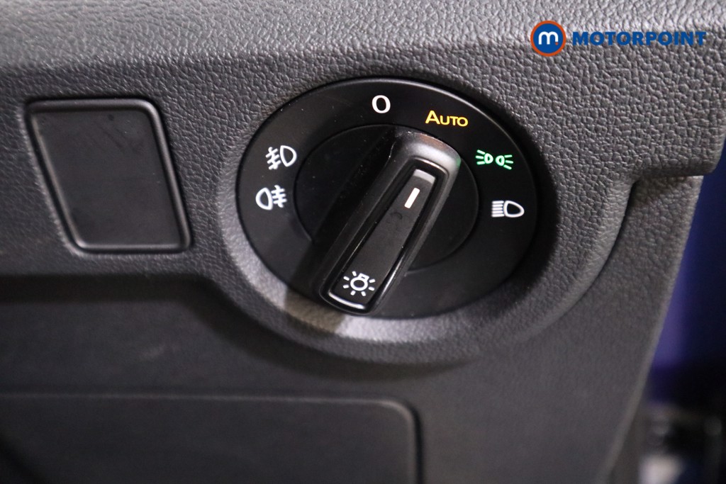 Volkswagen T-Cross R-Line Manual Petrol SUV - Stock Number (1566579) - 9th supplementary image