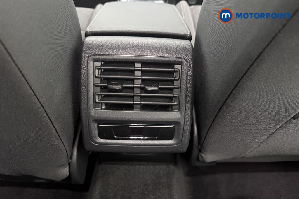 Volkswagen Golf Style Edition Manual Petrol Hatchback - Stock Number (1566656) - 21st supplementary image