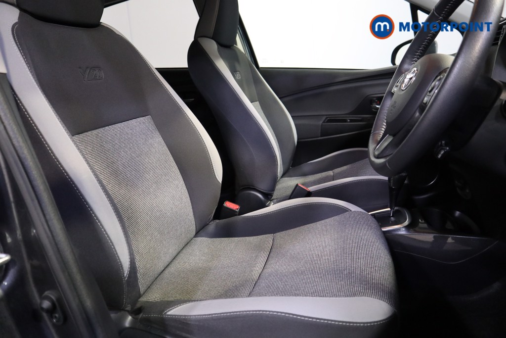Toyota Yaris Y20 Automatic Petrol-Electric Hybrid Hatchback - Stock Number (1567125) - 11th supplementary image
