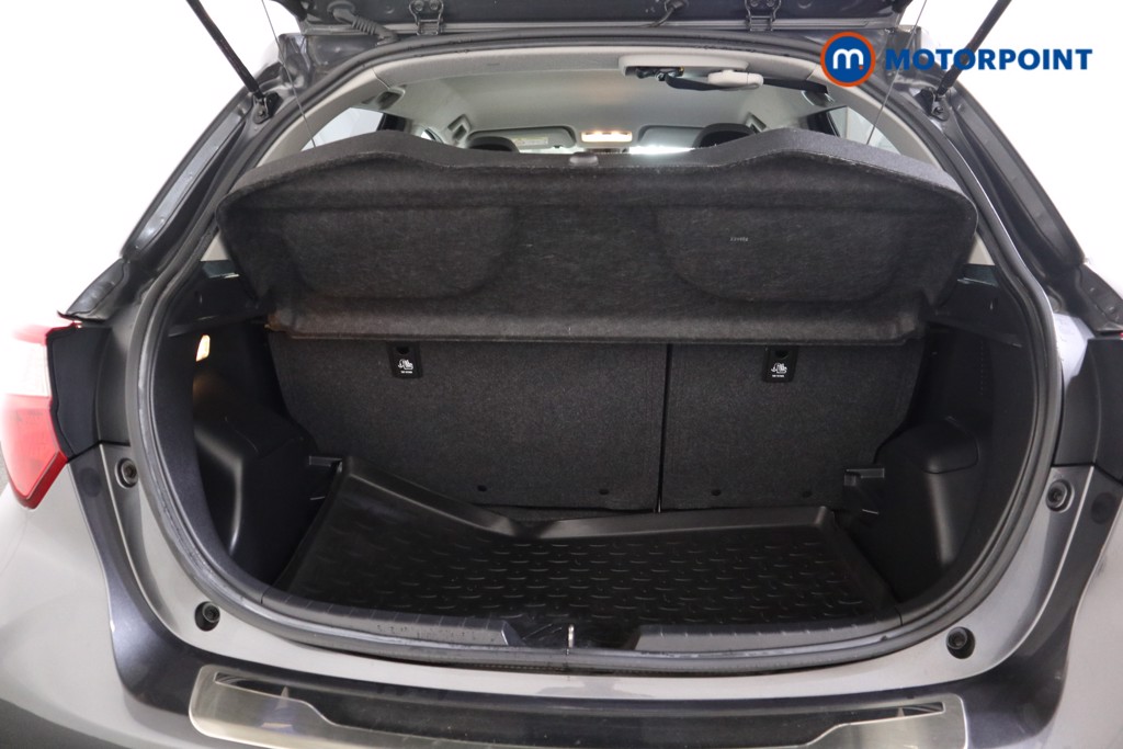 Toyota Yaris Y20 Automatic Petrol-Electric Hybrid Hatchback - Stock Number (1567125) - 13th supplementary image