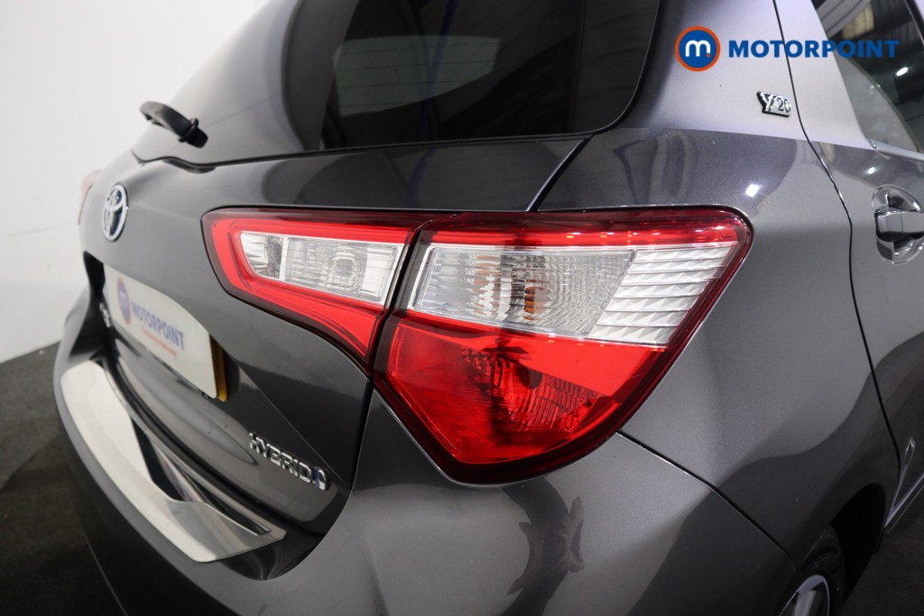 Toyota Yaris Y20 Automatic Petrol-Electric Hybrid Hatchback - Stock Number (1567125) - 20th supplementary image