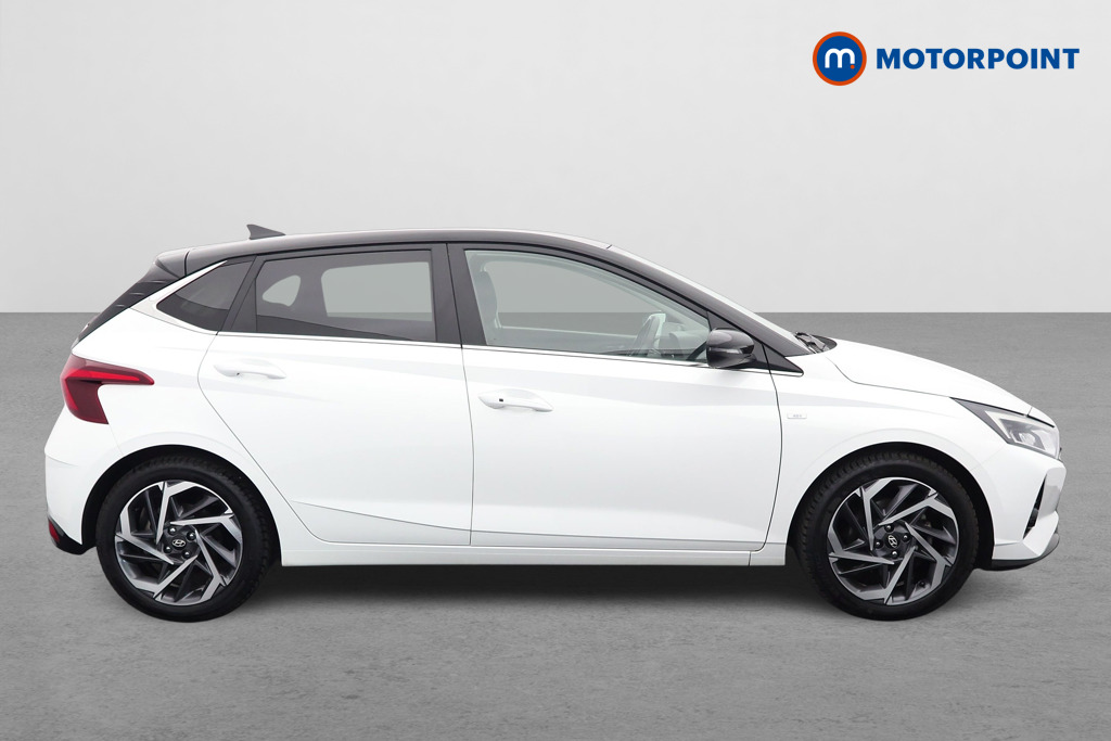 Hyundai I20 Ultimate Automatic Petrol Hatchback - Stock Number (1567163) - Drivers side
