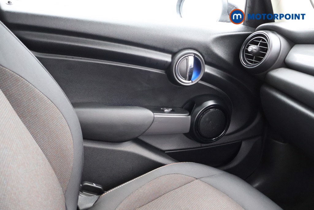 Mini Hatchback Cooper Classic Automatic Petrol Hatchback - Stock Number (1567388) - 7th supplementary image