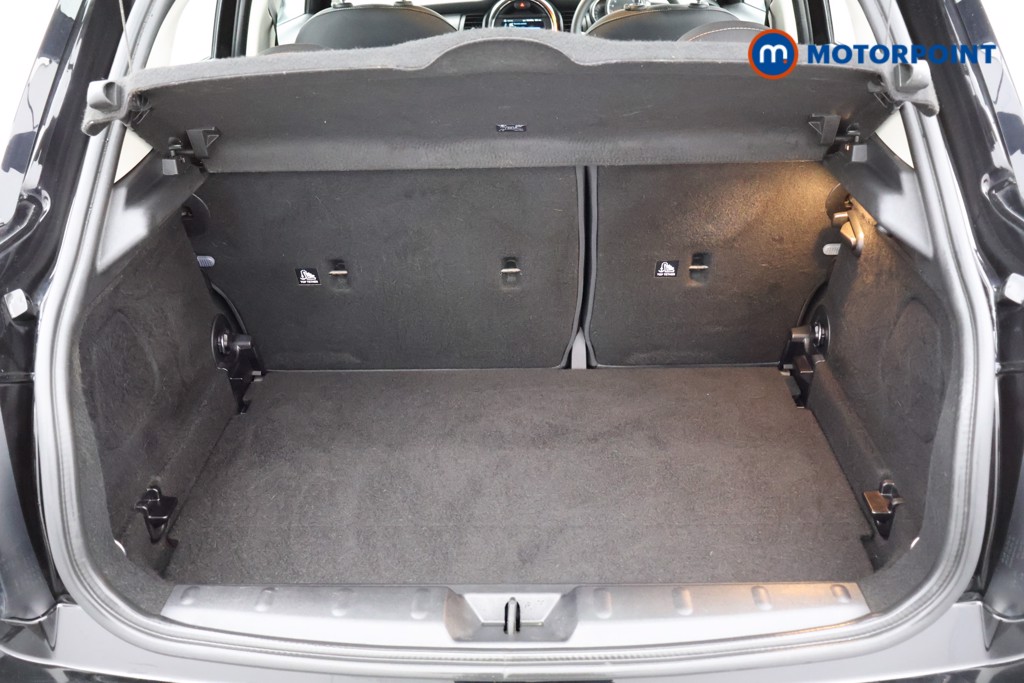 Mini Hatchback Cooper Classic Automatic Petrol Hatchback - Stock Number (1567388) - 15th supplementary image
