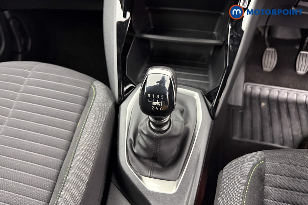 Peugeot 2008 Active Manual Petrol SUV - Stock Number (1567413) - 12th supplementary image