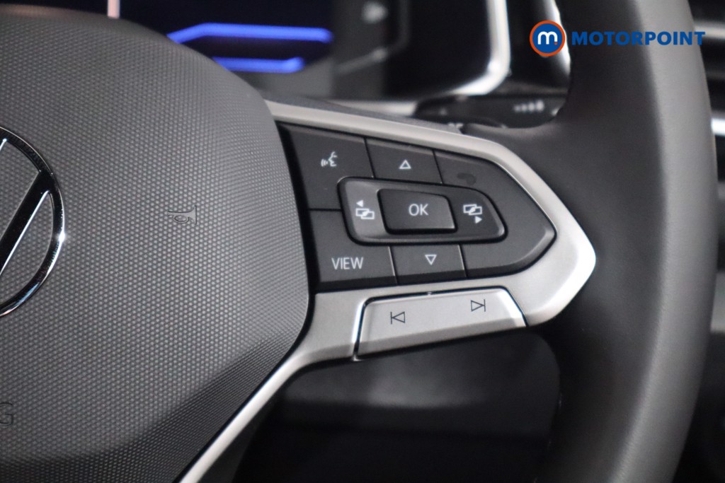 Volkswagen T-Roc R-Line Automatic Petrol SUV - Stock Number (1567545) - 8th supplementary image