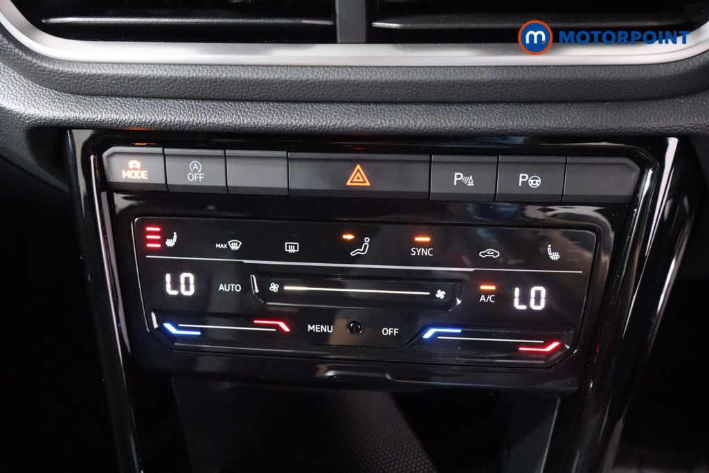 Volkswagen T-Roc R-Line Automatic Petrol SUV - Stock Number (1567545) - 17th supplementary image