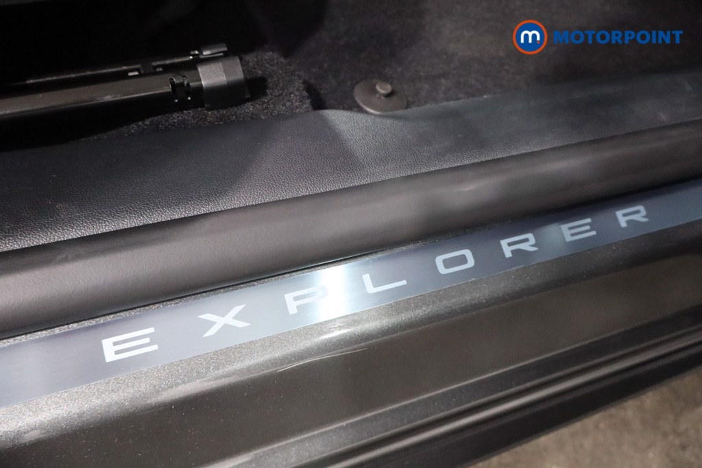 Ford Explorer Premium Automatic Electric SUV - Stock Number (1567682) - 21st supplementary image