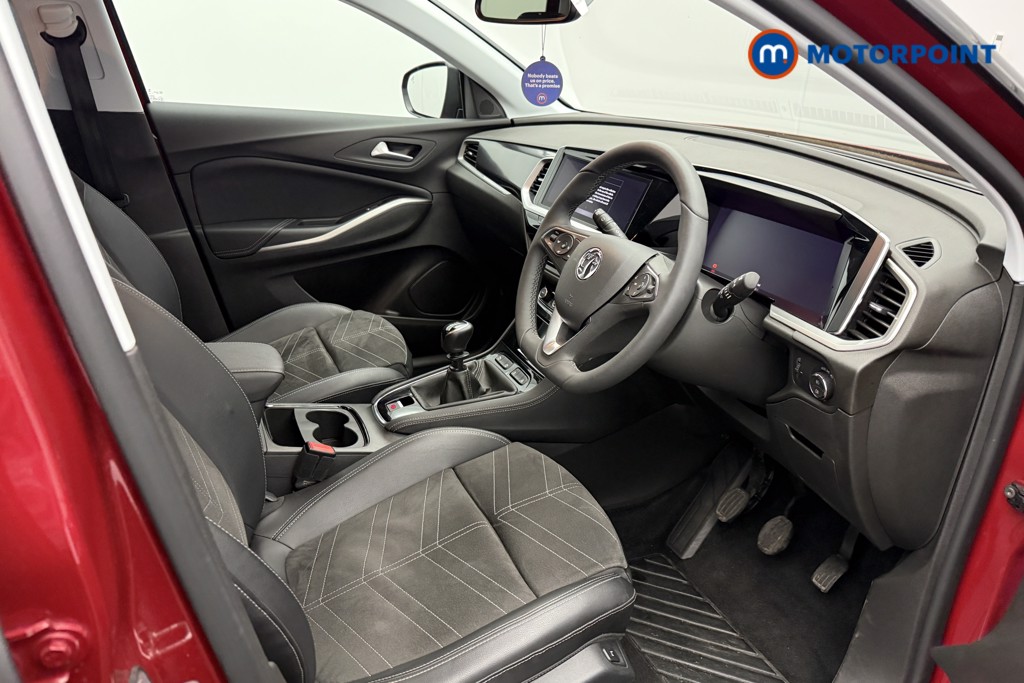 Vauxhall Grandland Ultimate Manual Petrol SUV - Stock Number (1503786) - 3rd supplementary image