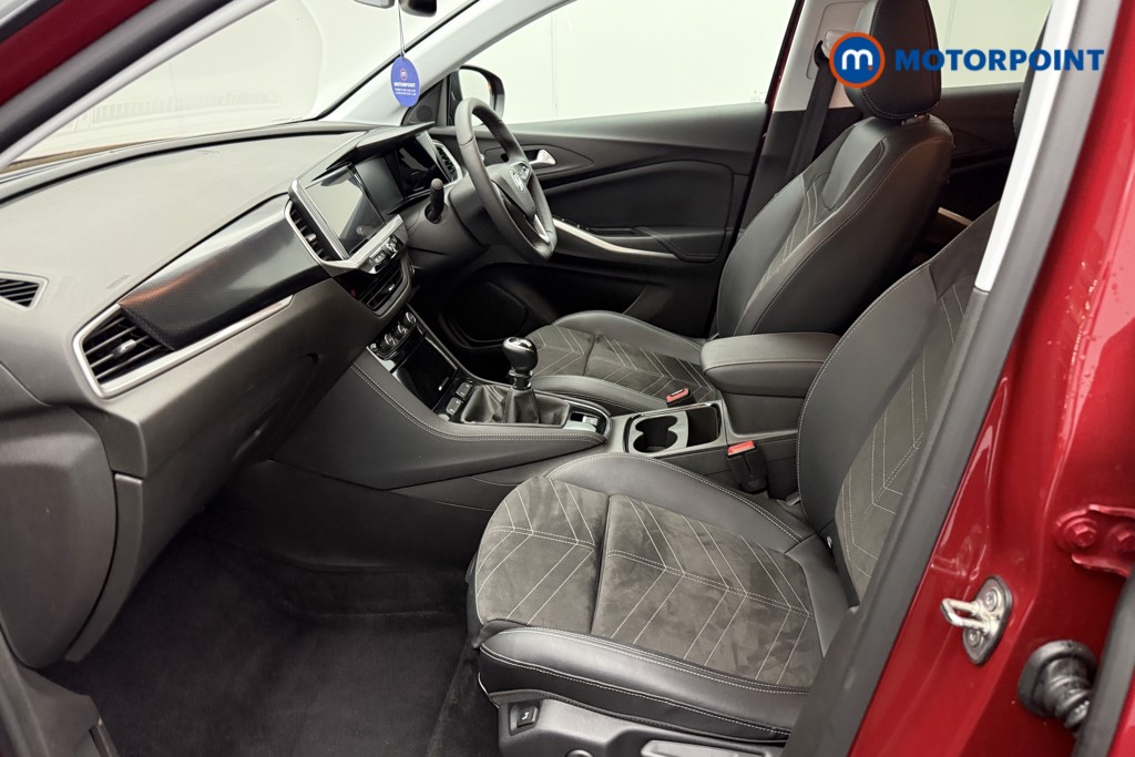 Vauxhall Grandland Ultimate Manual Petrol SUV - Stock Number (1503786) - 1st supplementary image