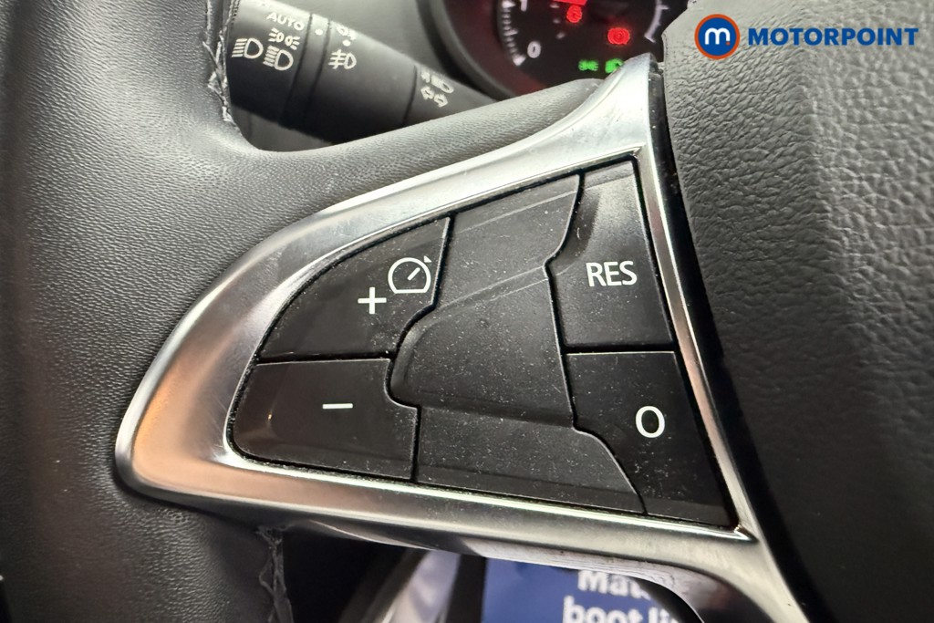 Dacia Duster Techroad Manual Petrol SUV - Stock Number (1532005) - 4th supplementary image