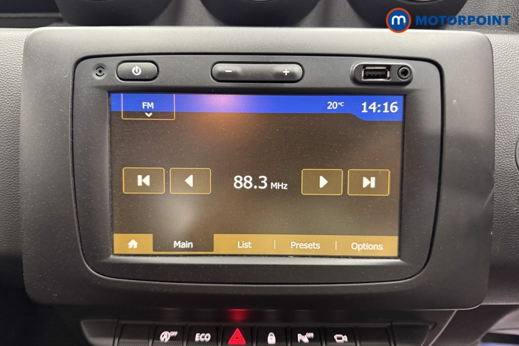 Dacia Duster Techroad Manual Petrol SUV - Stock Number (1532005) - 8th supplementary image