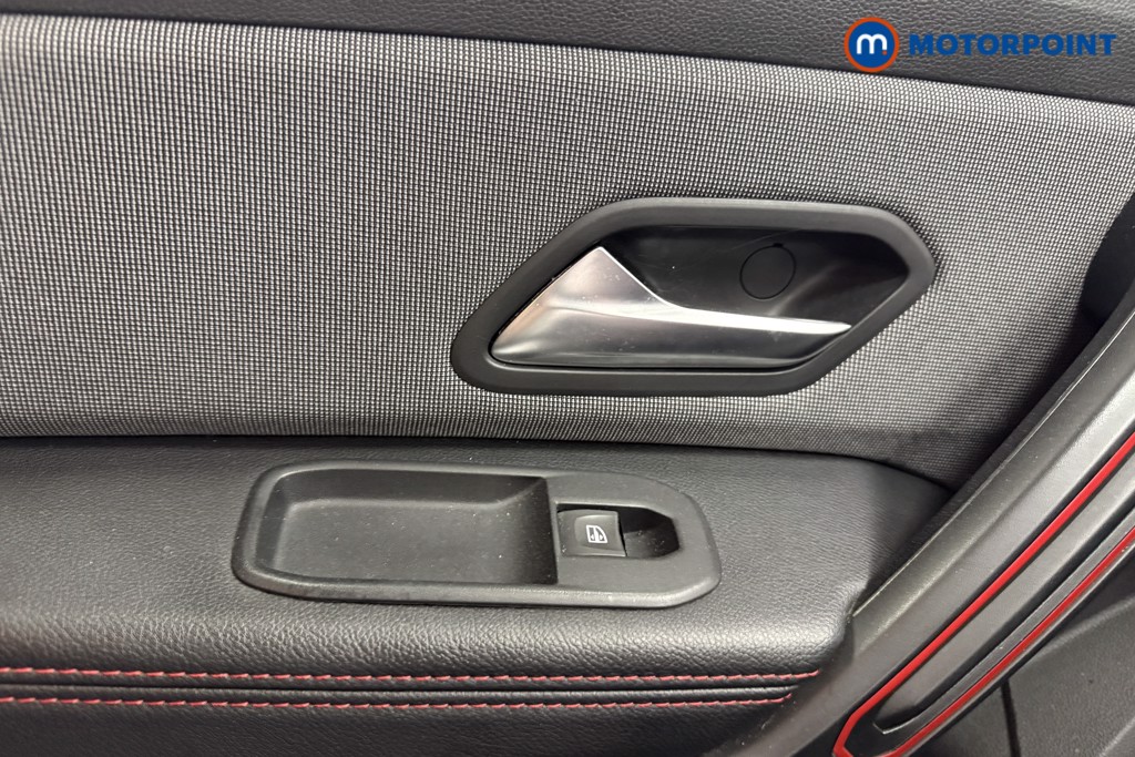Dacia Duster Techroad Manual Petrol SUV - Stock Number (1532005) - 14th supplementary image