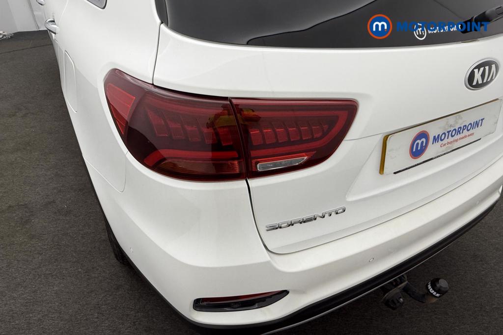 KIA Sorento Gt-Line S Automatic Diesel SUV - Stock Number (1545281) - 9th supplementary image