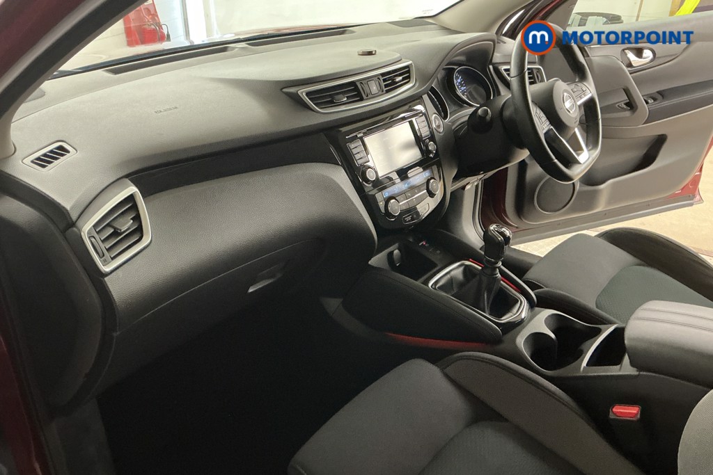 Nissan Qashqai N-Connecta Manual Petrol SUV - Stock Number (1552202) - 8th supplementary image