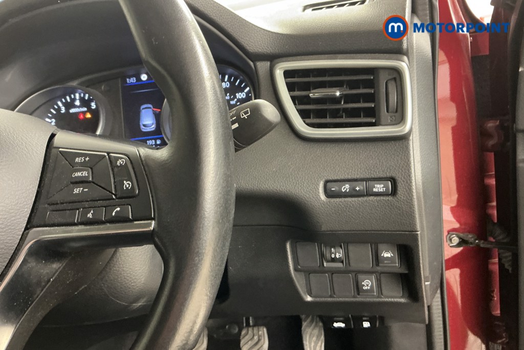 Nissan Qashqai N-Connecta Manual Petrol SUV - Stock Number (1552202) - 19th supplementary image