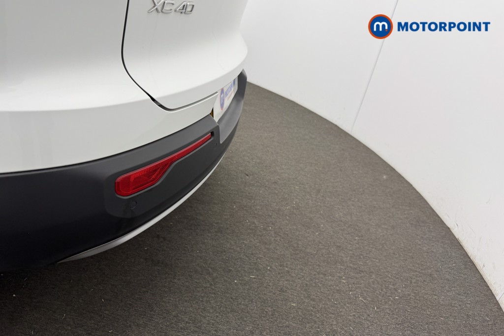 Volvo Xc40 Momentum Manual Petrol SUV - Stock Number (1555003) - 24th supplementary image