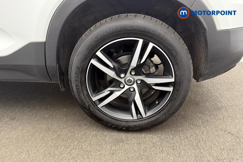 Volvo Xc40 R Design Manual Petrol SUV - Stock Number (1555080) - 23rd supplementary image