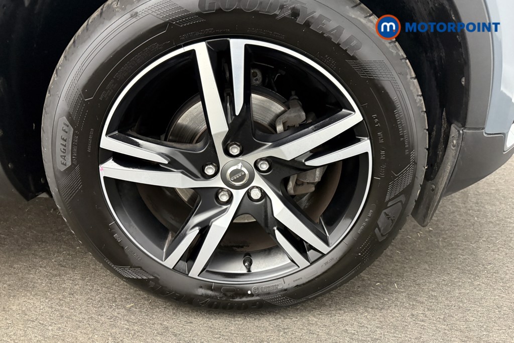 Volvo Xc40 R Design Manual Petrol SUV - Stock Number (1555139) - 20th supplementary image